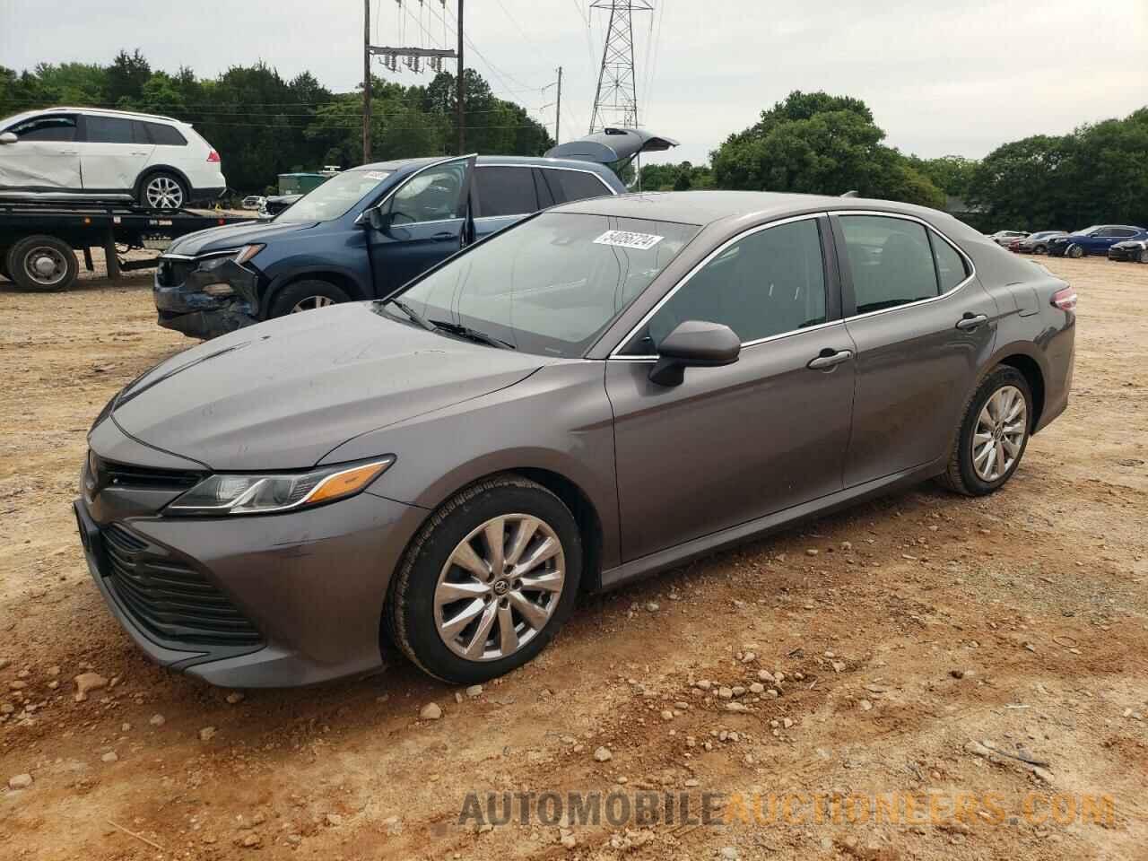 4T1B11HK6KU268477 TOYOTA CAMRY 2019