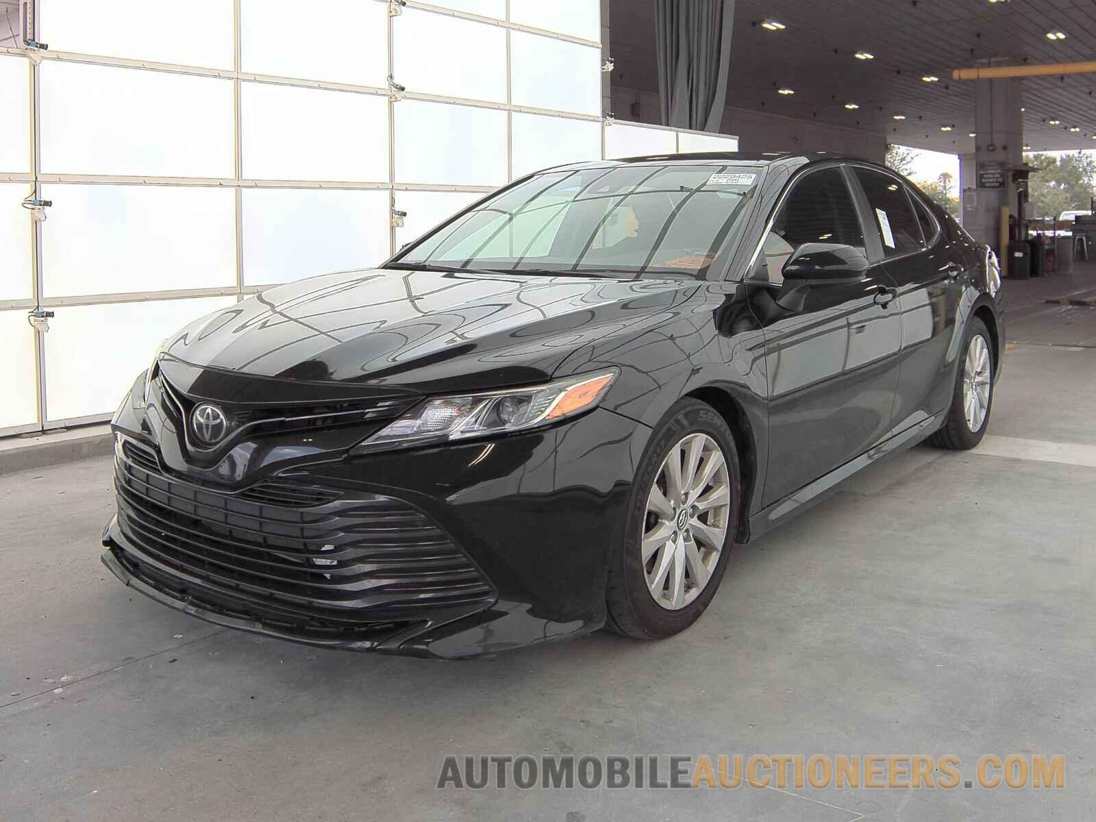 4T1B11HK6KU285909 Toyota Camry 2019