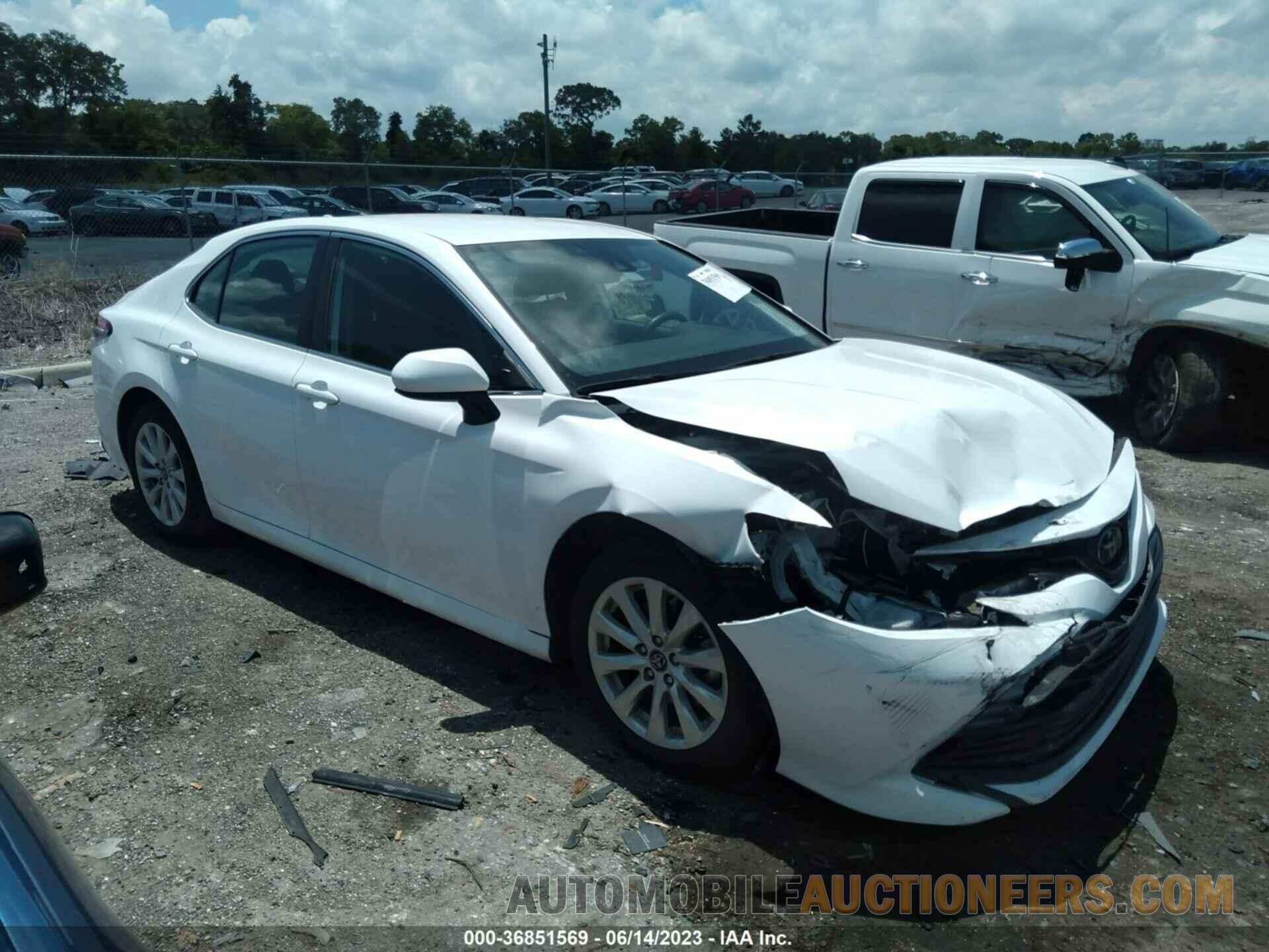 4T1B11HK6KU289040 TOYOTA CAMRY 2019