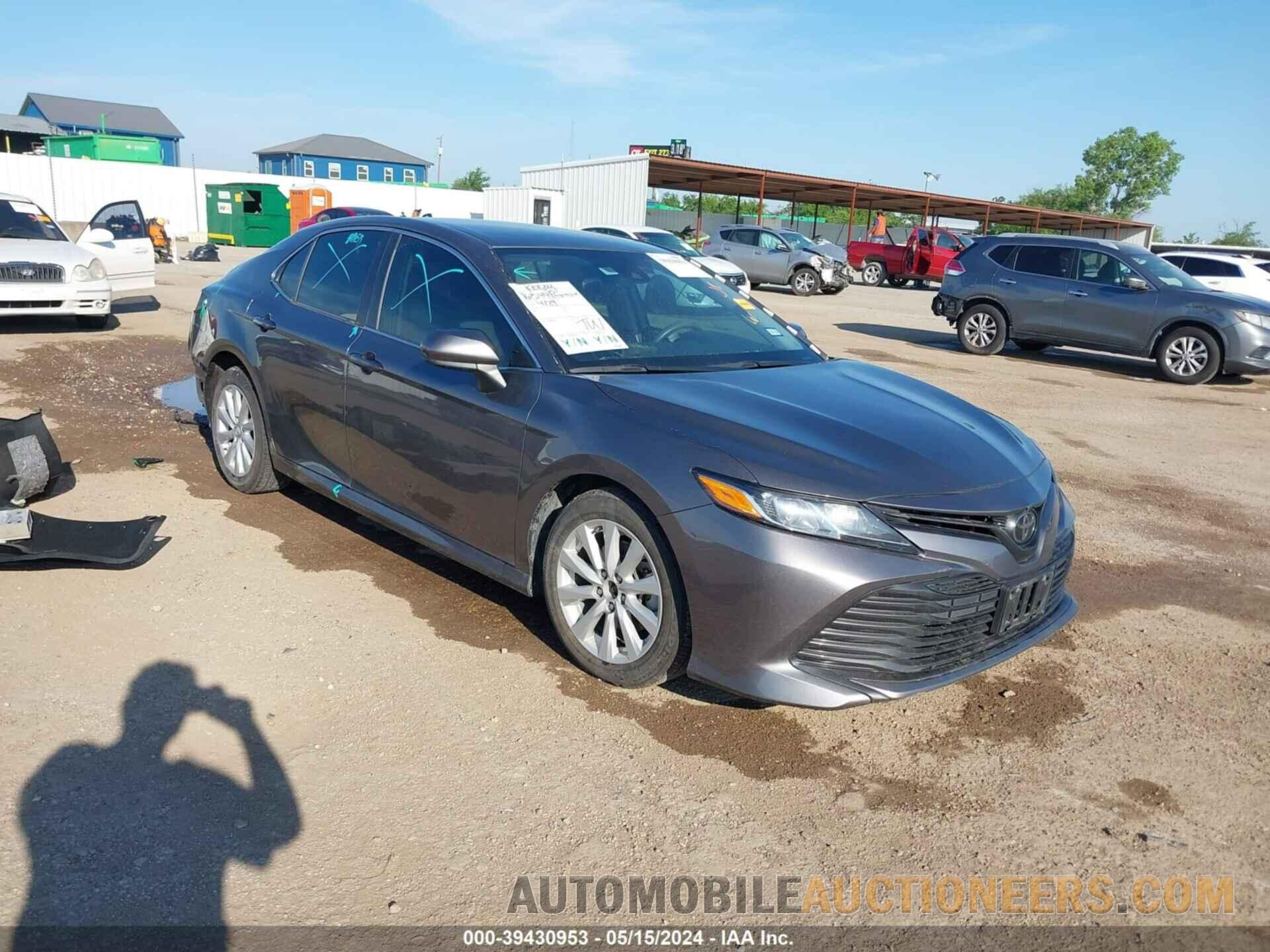 4T1B11HK6KU687039 TOYOTA CAMRY 2019