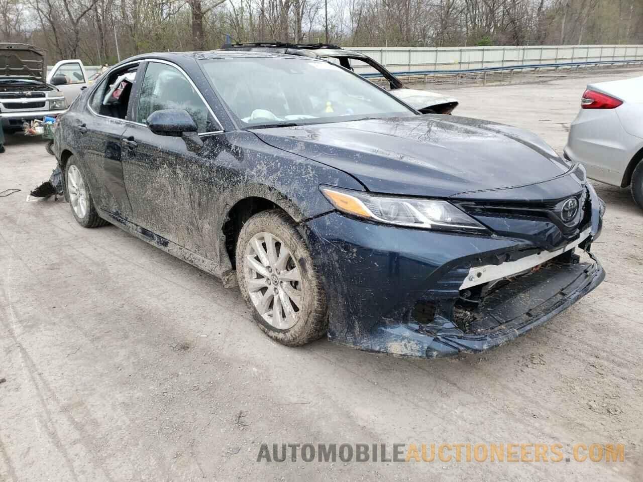 4T1B11HK6KU687218 TOYOTA CAMRY 2019