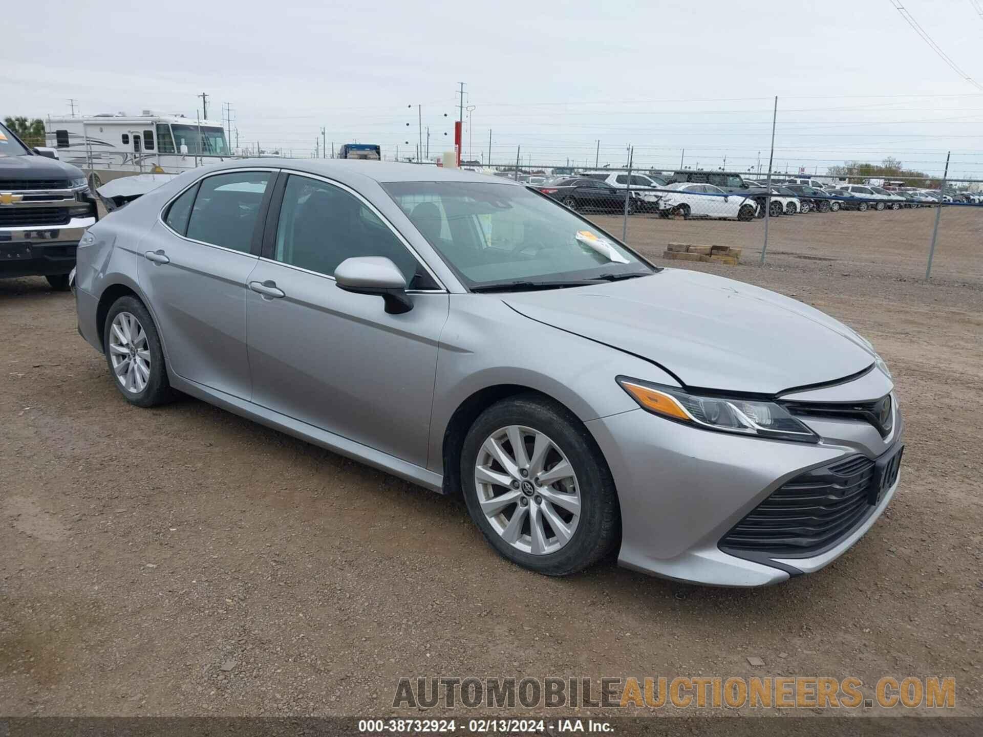 4T1B11HK6KU689180 TOYOTA CAMRY 2019