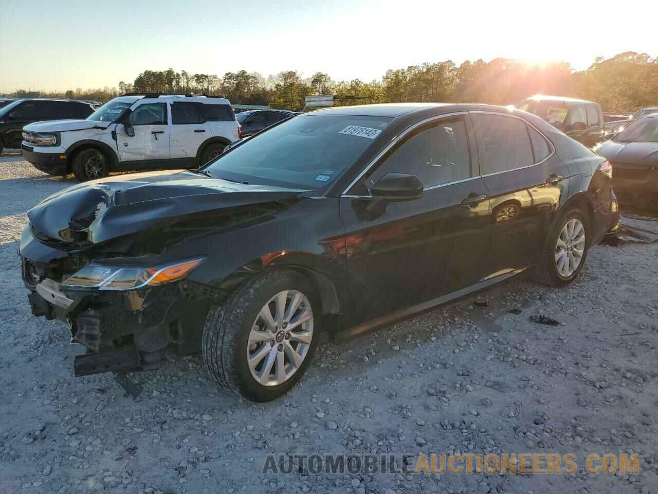 4T1B11HK6KU695058 TOYOTA CAMRY 2019