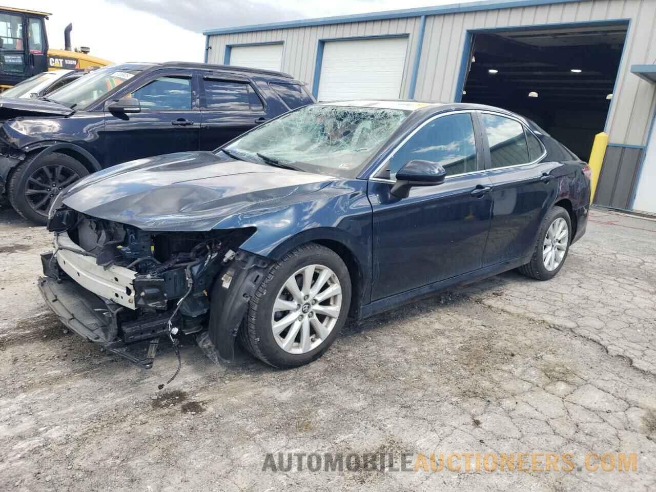 4T1B11HK6KU706432 TOYOTA CAMRY 2019