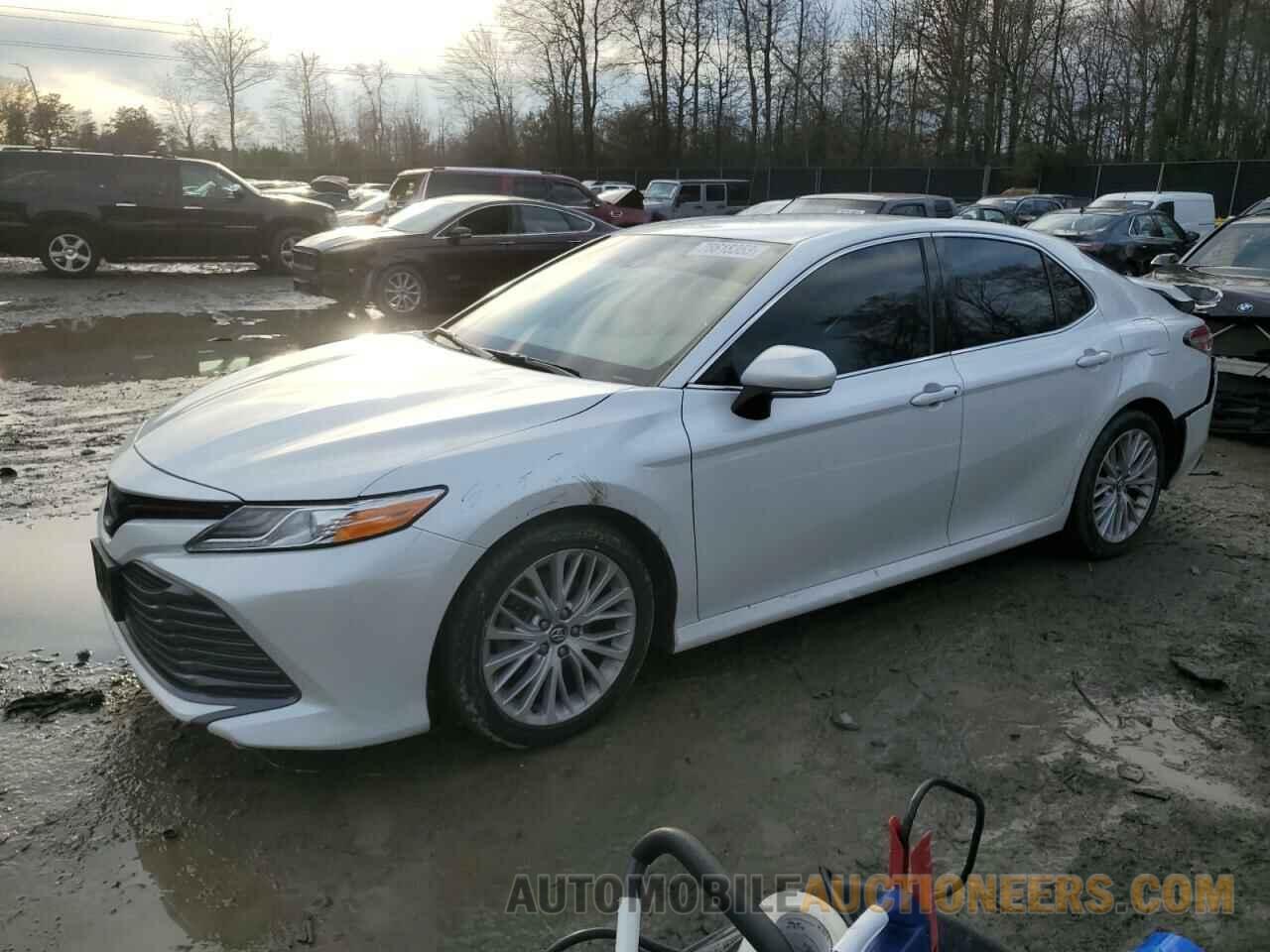 4T1B11HK6KU707175 TOYOTA CAMRY 2019