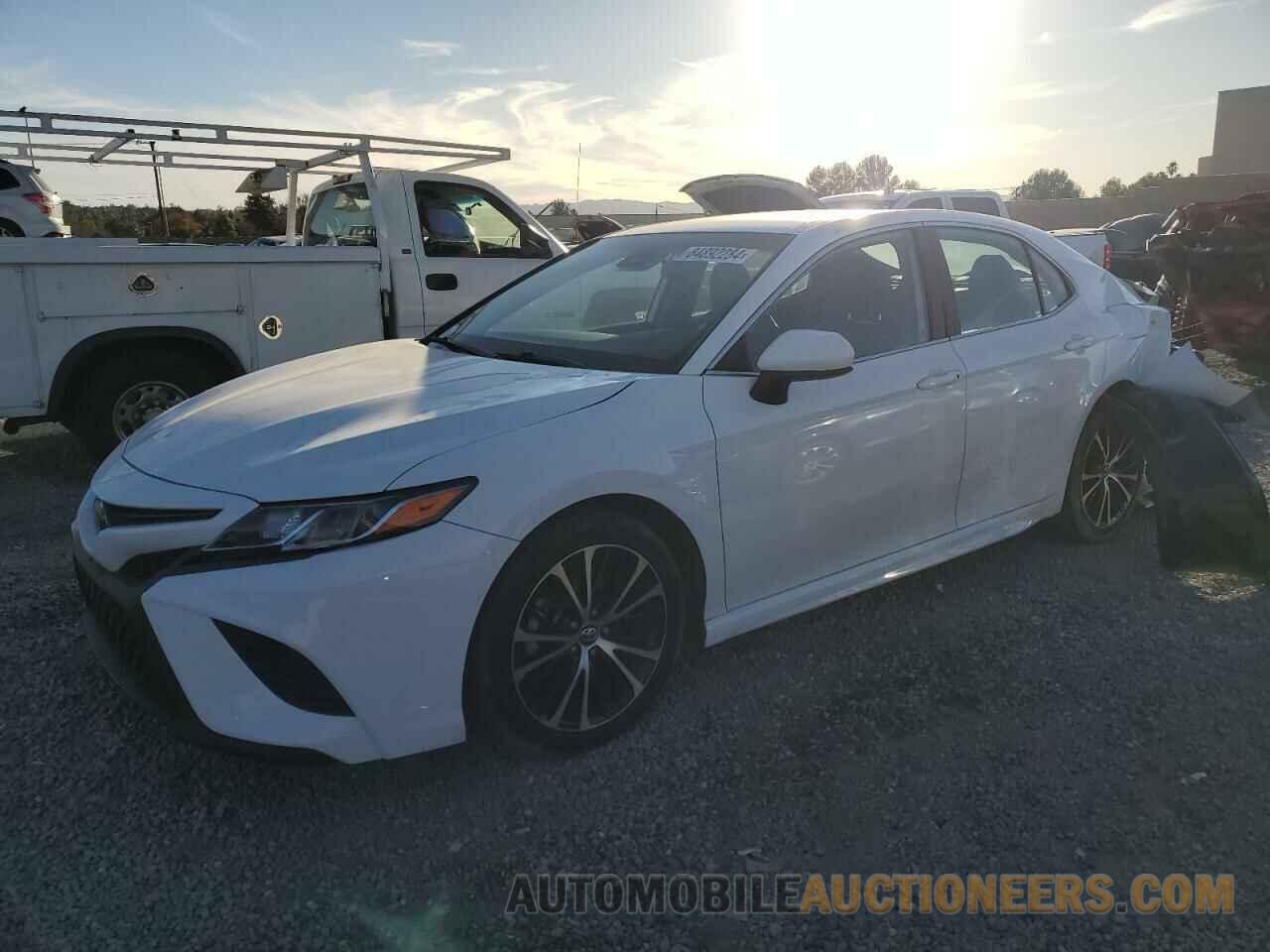 4T1B11HK6KU710819 TOYOTA CAMRY 2019