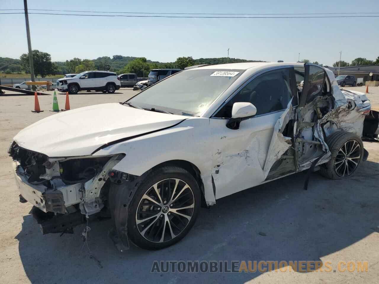 4T1B11HK6KU713526 TOYOTA CAMRY 2019