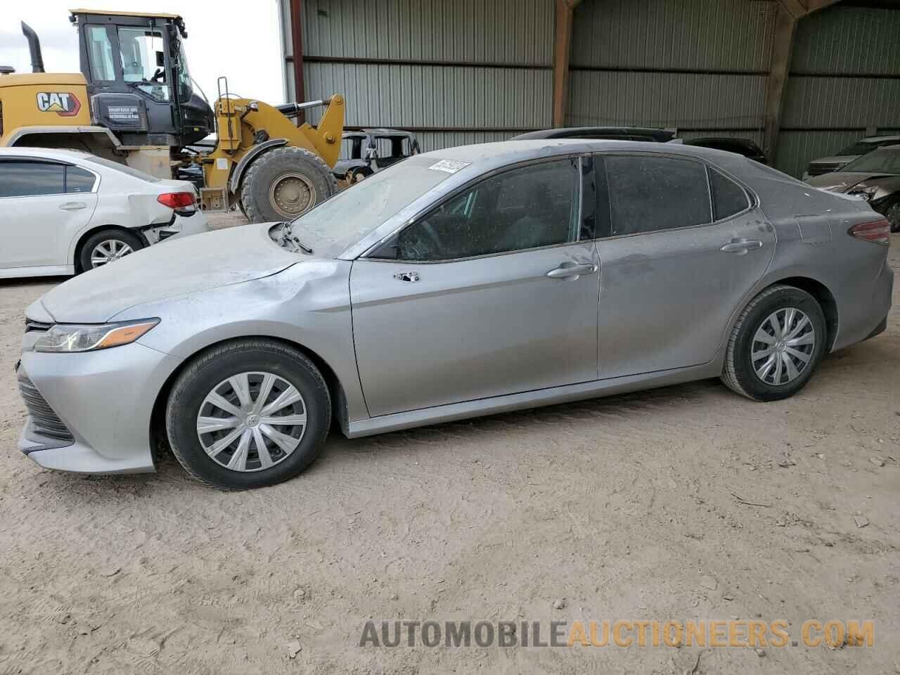 4T1B11HK6KU717379 TOYOTA CAMRY 2019