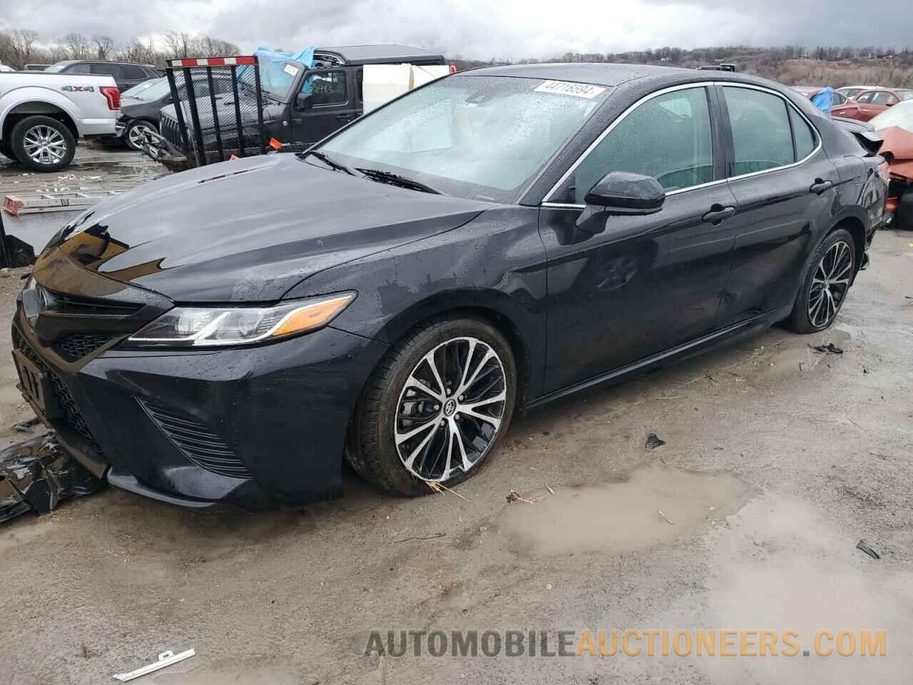 4T1B11HK6KU724834 TOYOTA CAMRY 2019