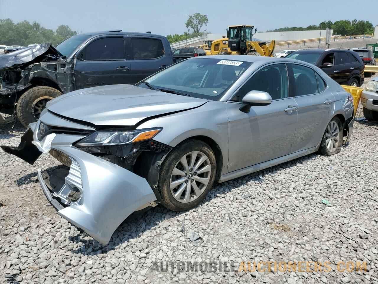 4T1B11HK6KU726017 TOYOTA CAMRY 2019