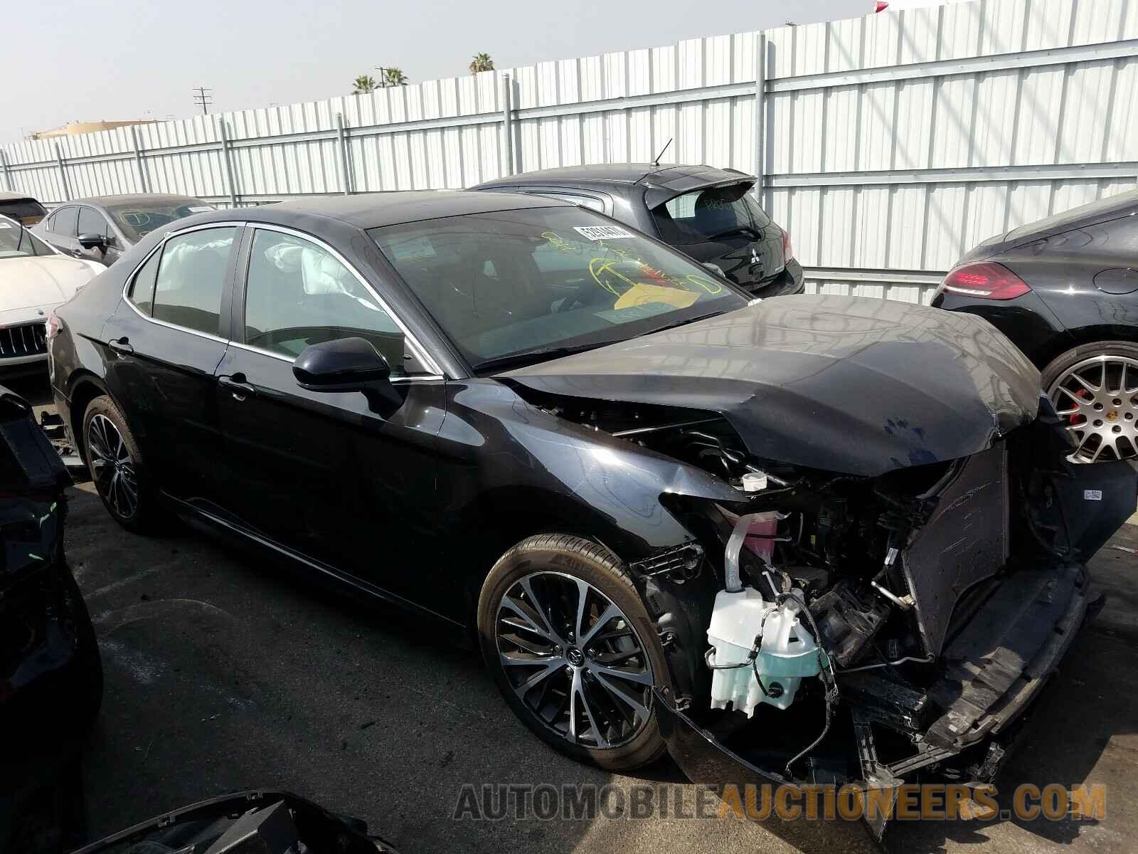 4T1B11HK6KU726888 TOYOTA CAMRY 2019