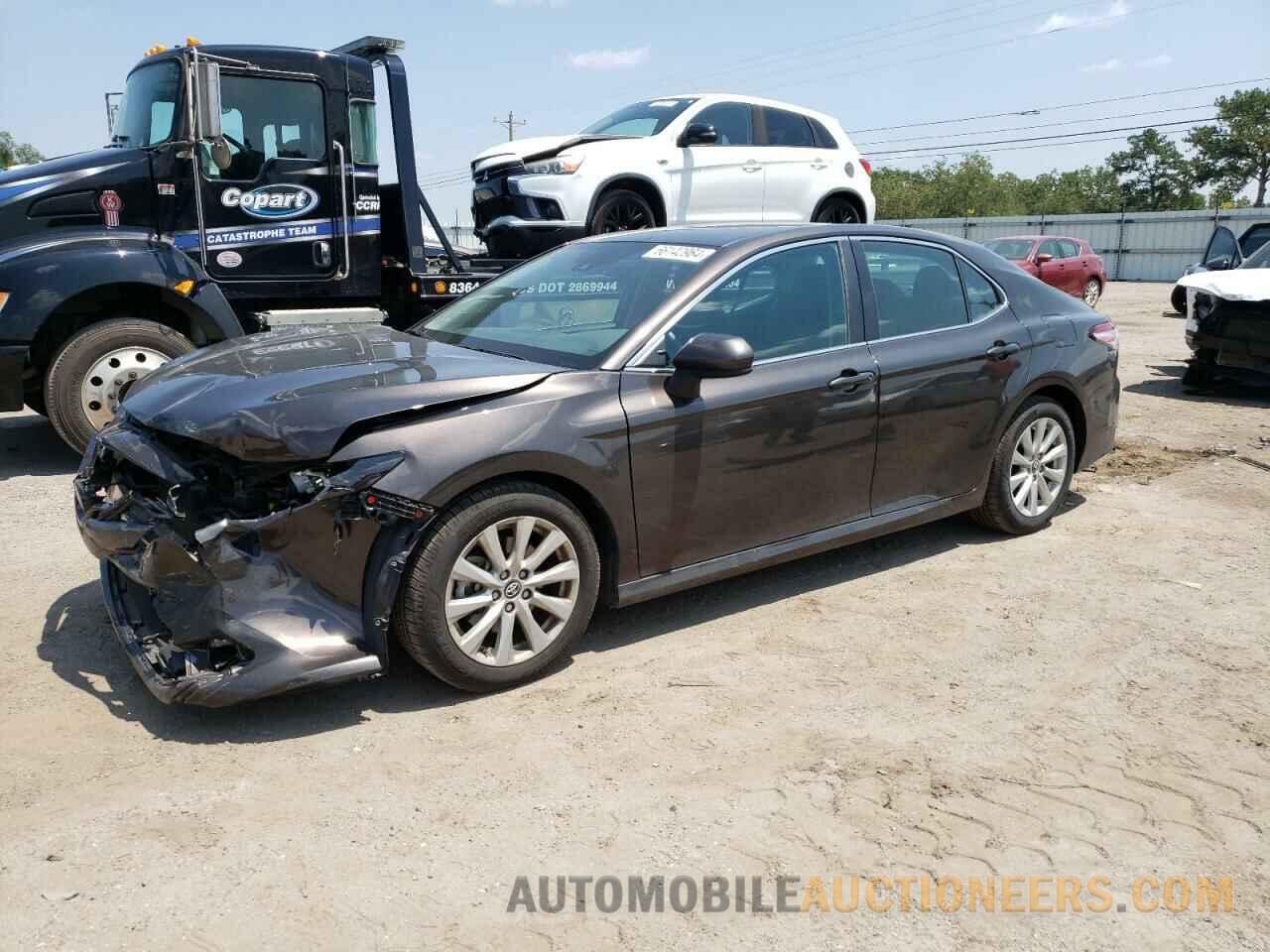 4T1B11HK6KU735137 TOYOTA CAMRY 2019