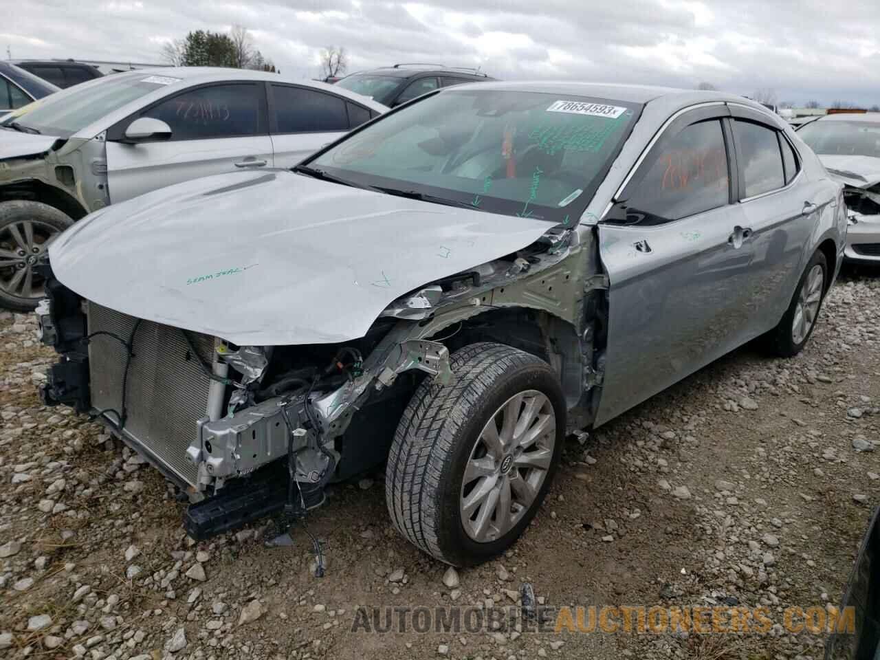 4T1B11HK6KU735140 TOYOTA CAMRY 2019