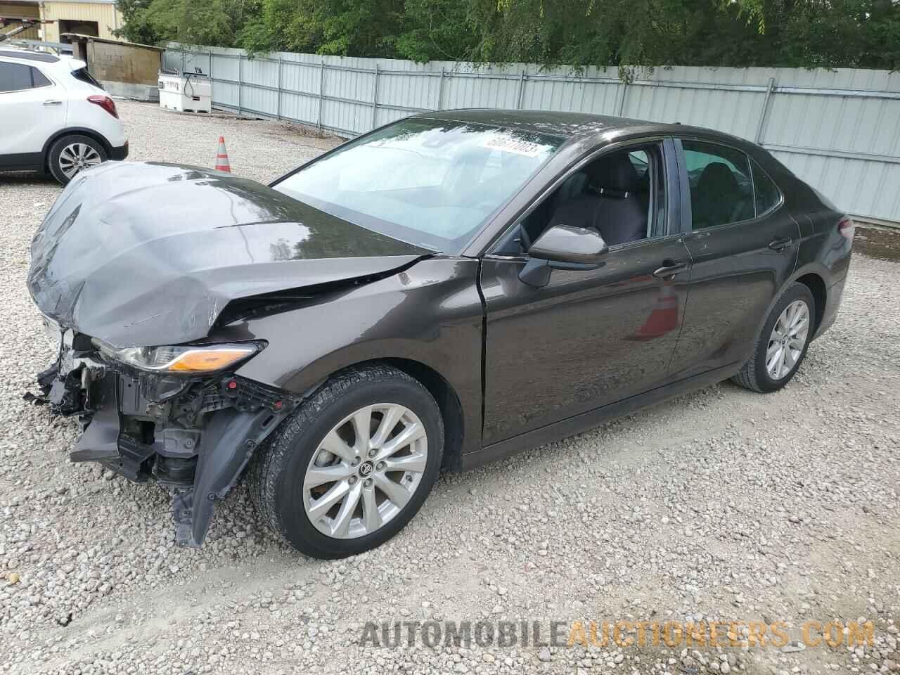 4T1B11HK6KU750656 TOYOTA CAMRY 2019