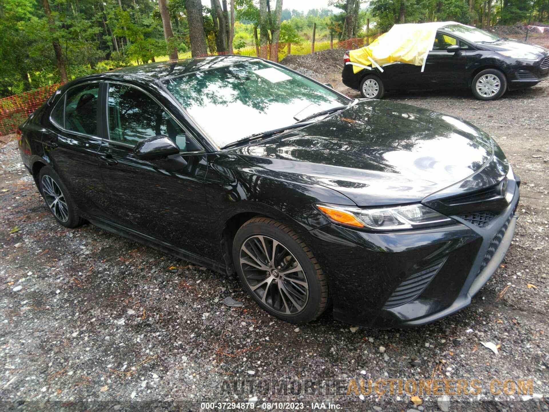 4T1B11HK6KU752052 TOYOTA CAMRY 2019