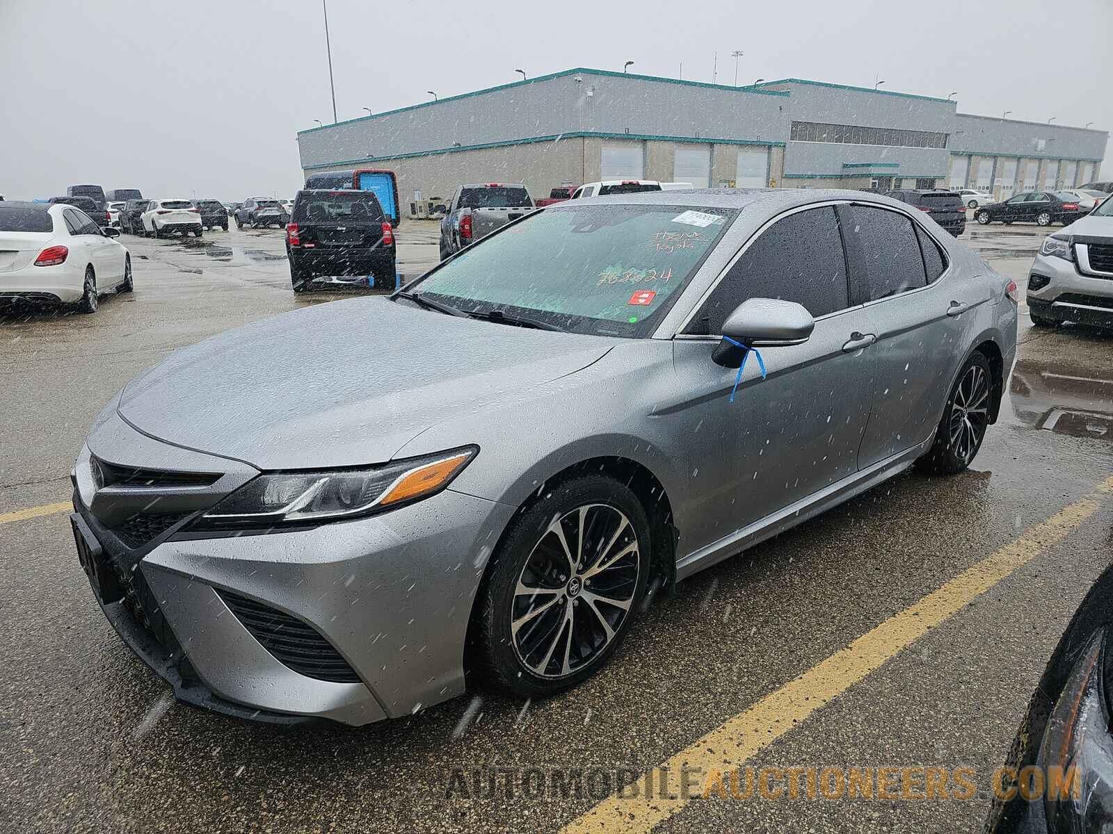 4T1B11HK6KU768624 Toyota Camry 2019