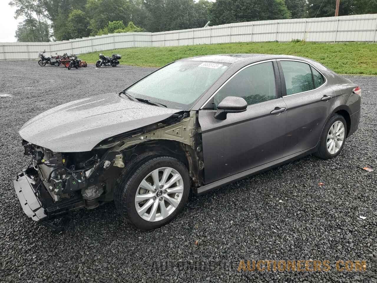 4T1B11HK6KU777887 TOYOTA CAMRY 2019