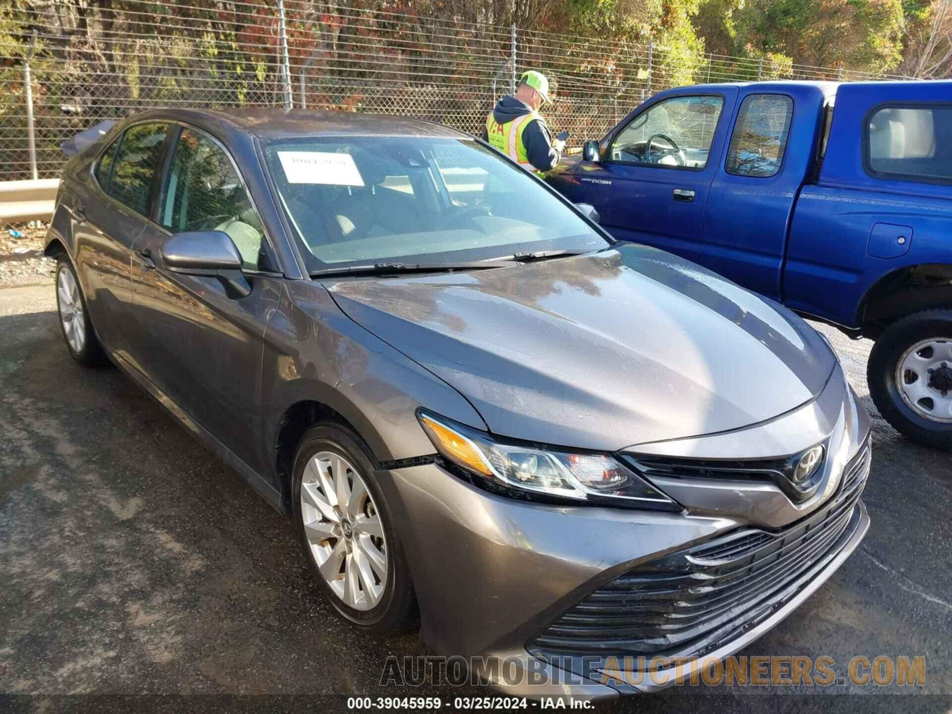 4T1B11HK6KU791126 TOYOTA CAMRY 2019