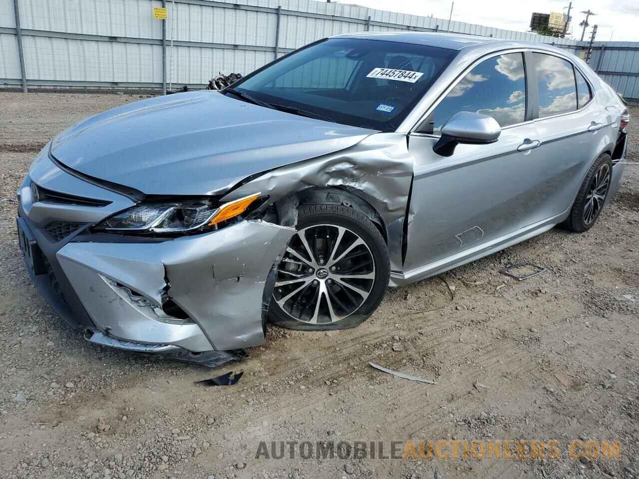 4T1B11HK6KU816767 TOYOTA CAMRY 2019