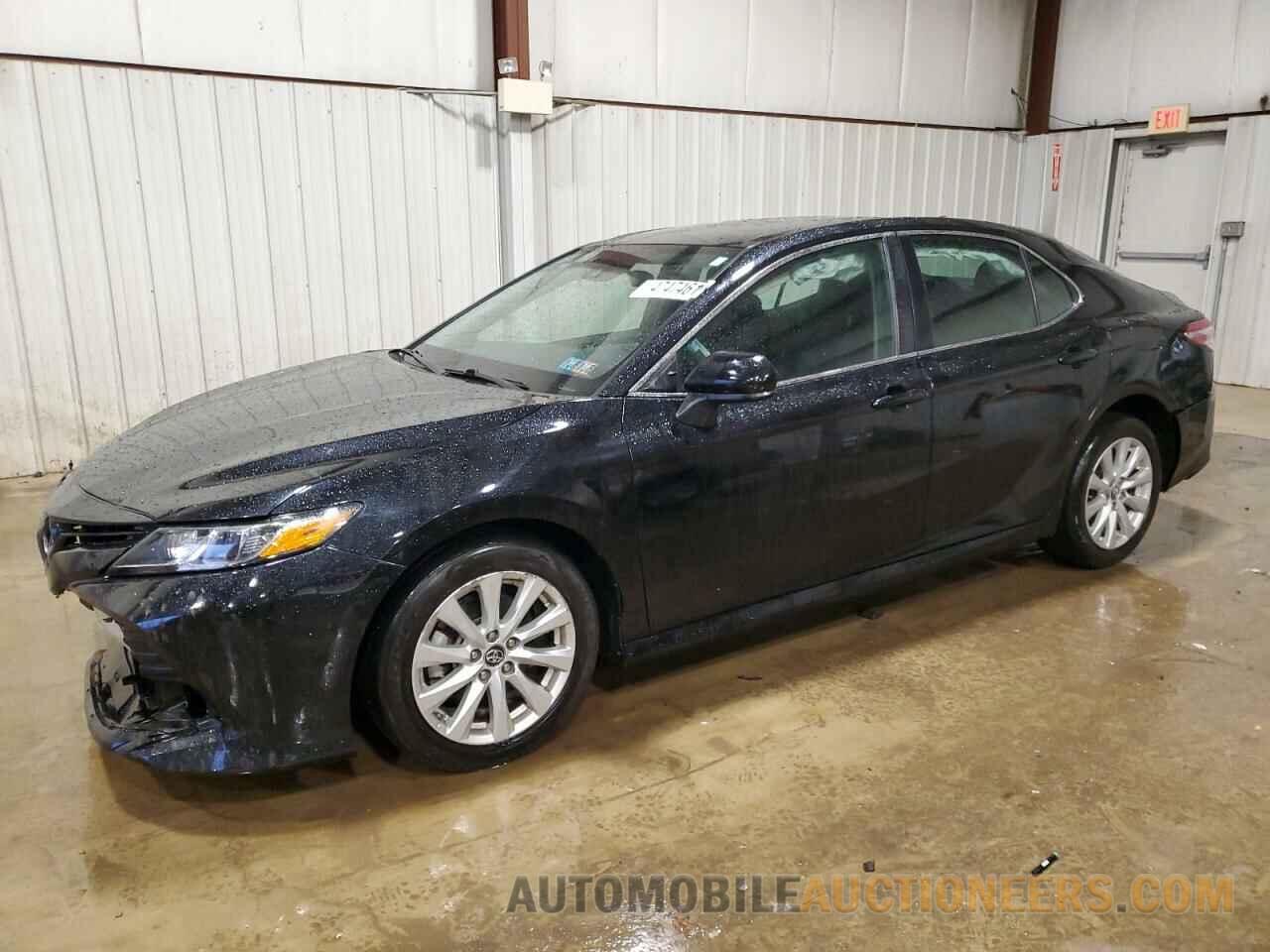 4T1B11HK6KU818390 TOYOTA CAMRY 2019