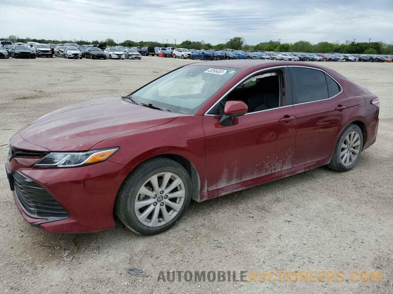 4T1B11HK6KU833780 TOYOTA CAMRY 2019