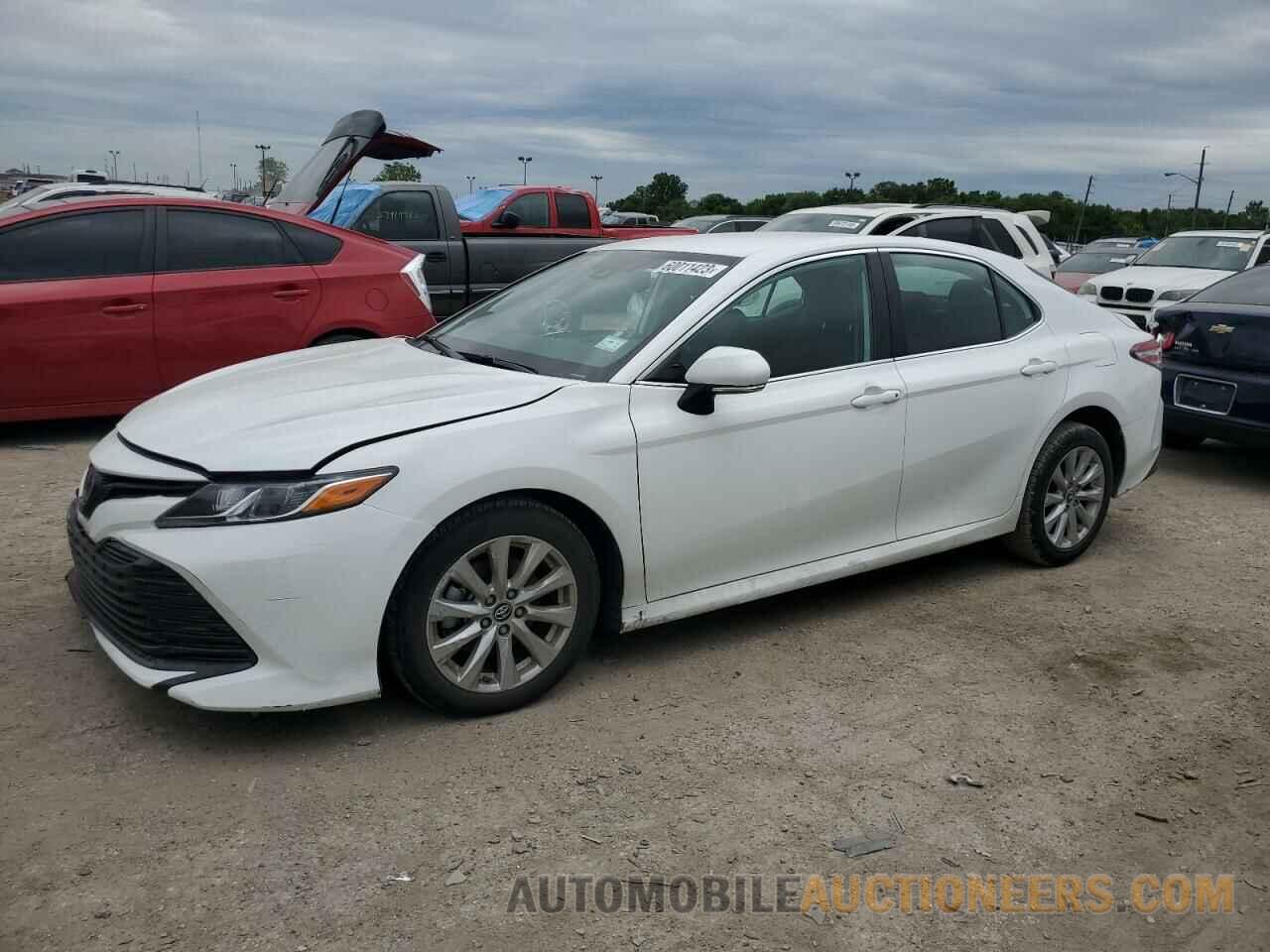 4T1B11HK6KU835402 TOYOTA CAMRY 2019