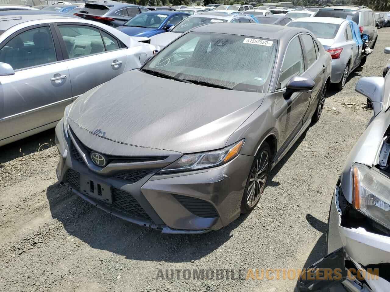 4T1B11HK6KU838008 TOYOTA CAMRY 2019