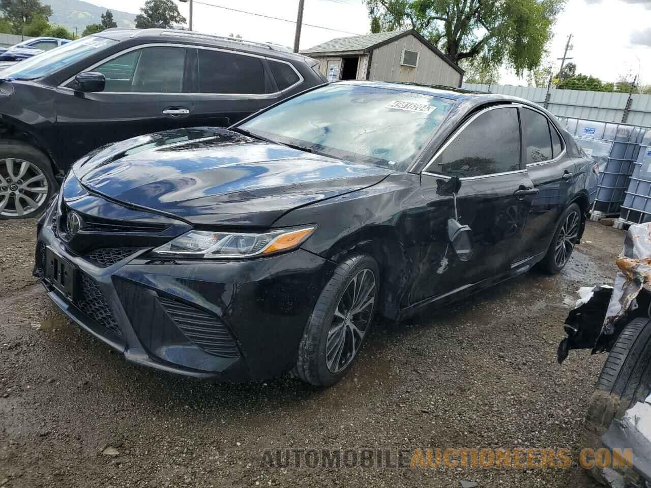 4T1B11HK6KU841068 TOYOTA CAMRY 2019