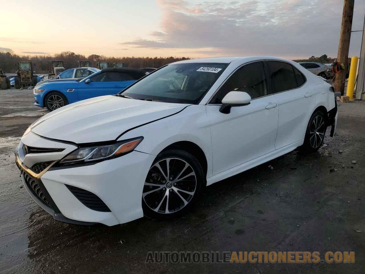 4T1B11HK6KU853043 TOYOTA CAMRY 2019