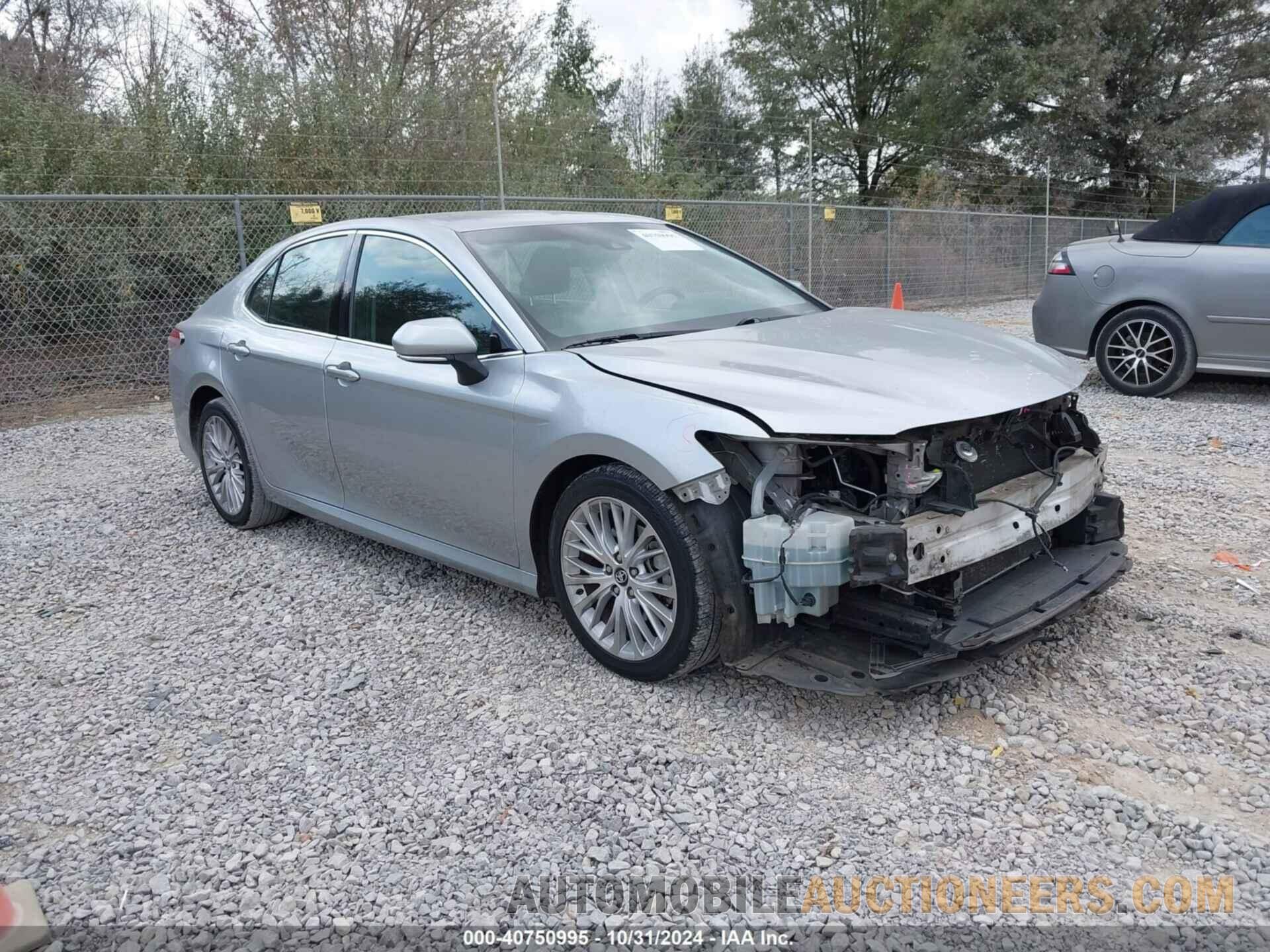 4T1B11HK7JU009754 TOYOTA CAMRY 2018