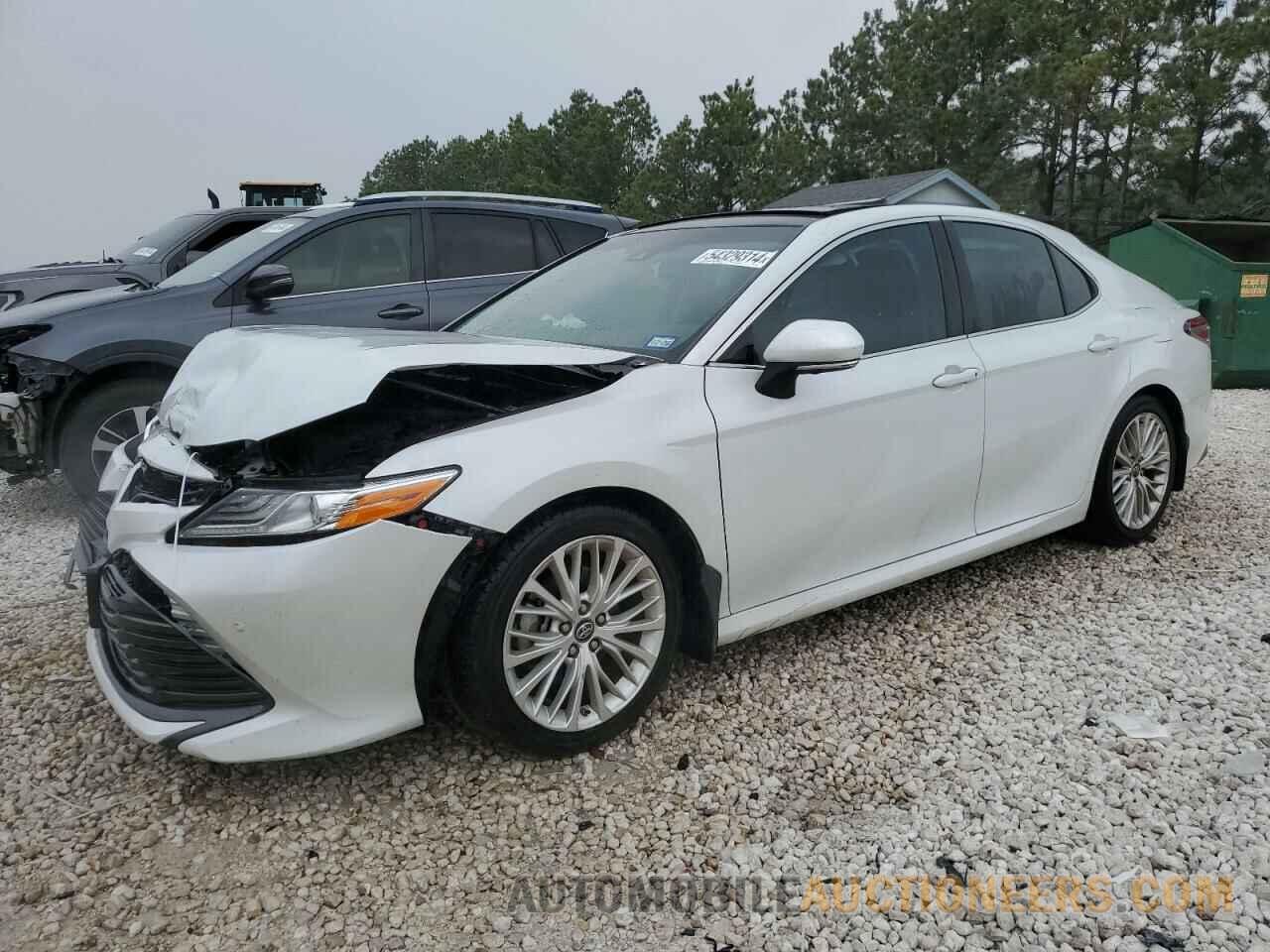 4T1B11HK7JU015442 TOYOTA CAMRY 2018