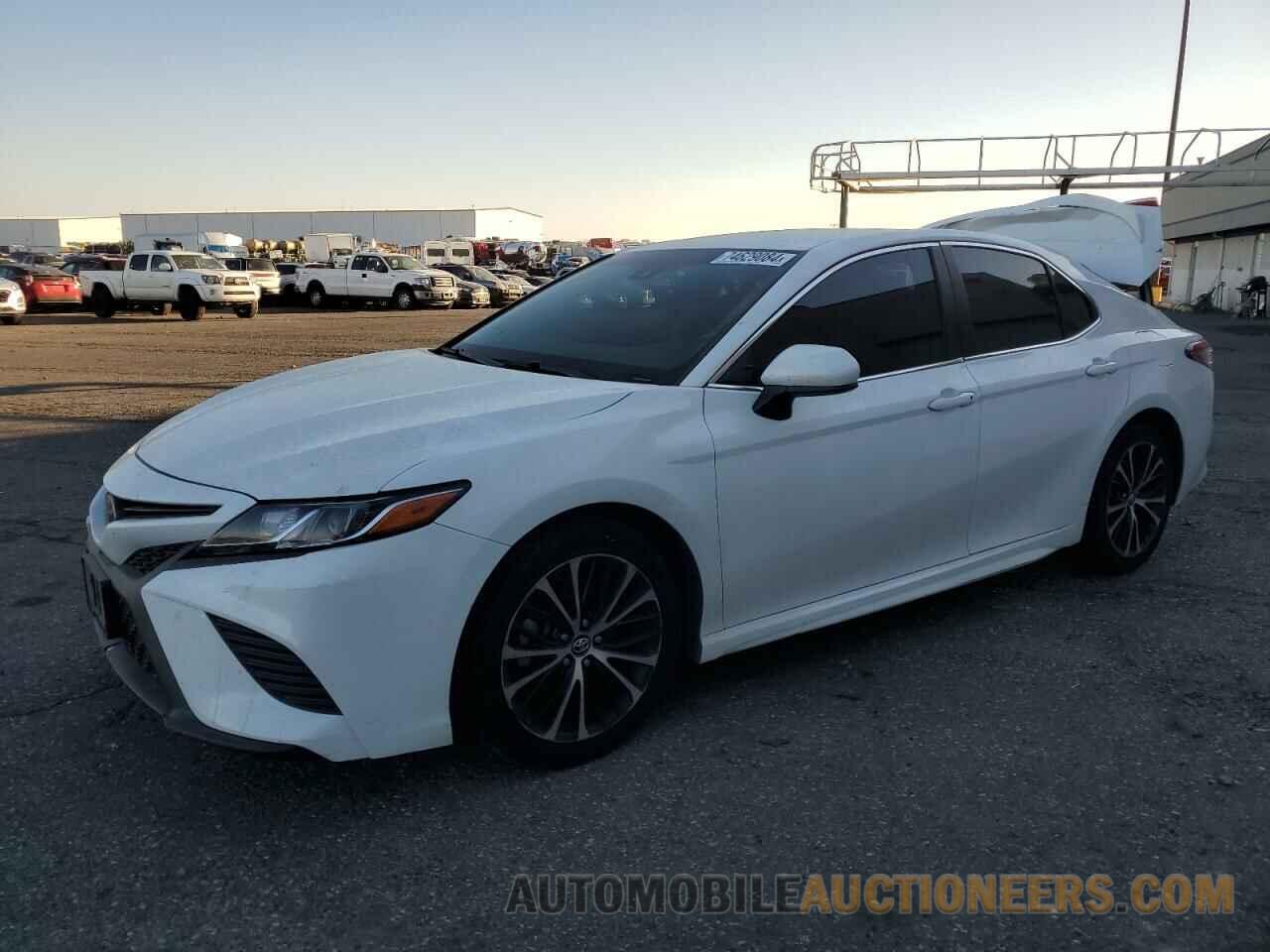 4T1B11HK7JU021712 TOYOTA CAMRY 2018