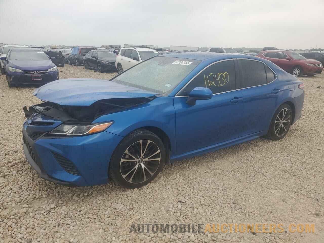 4T1B11HK7JU028742 TOYOTA CAMRY 2018