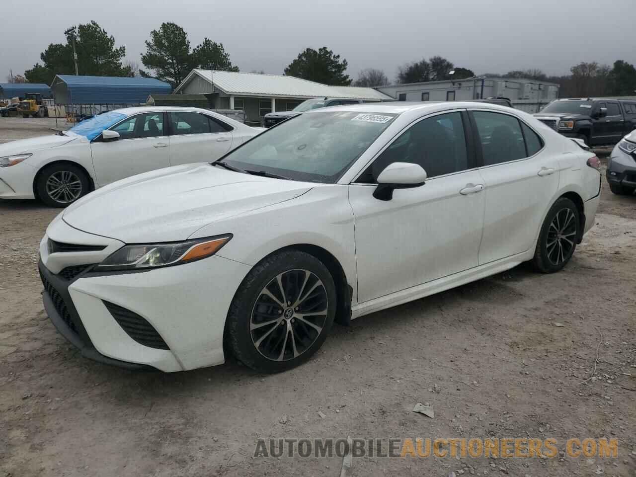 4T1B11HK7JU035707 TOYOTA CAMRY 2018