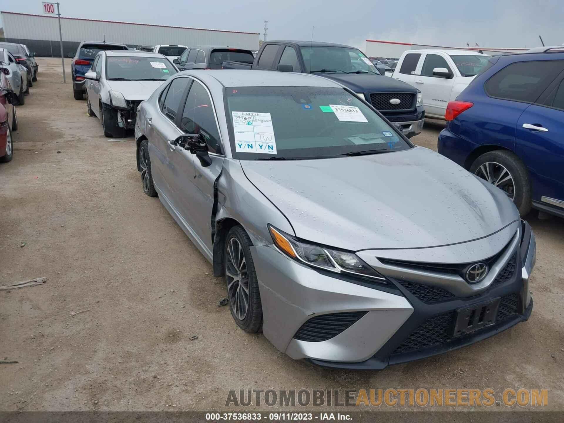 4T1B11HK7JU036033 TOYOTA CAMRY 2018