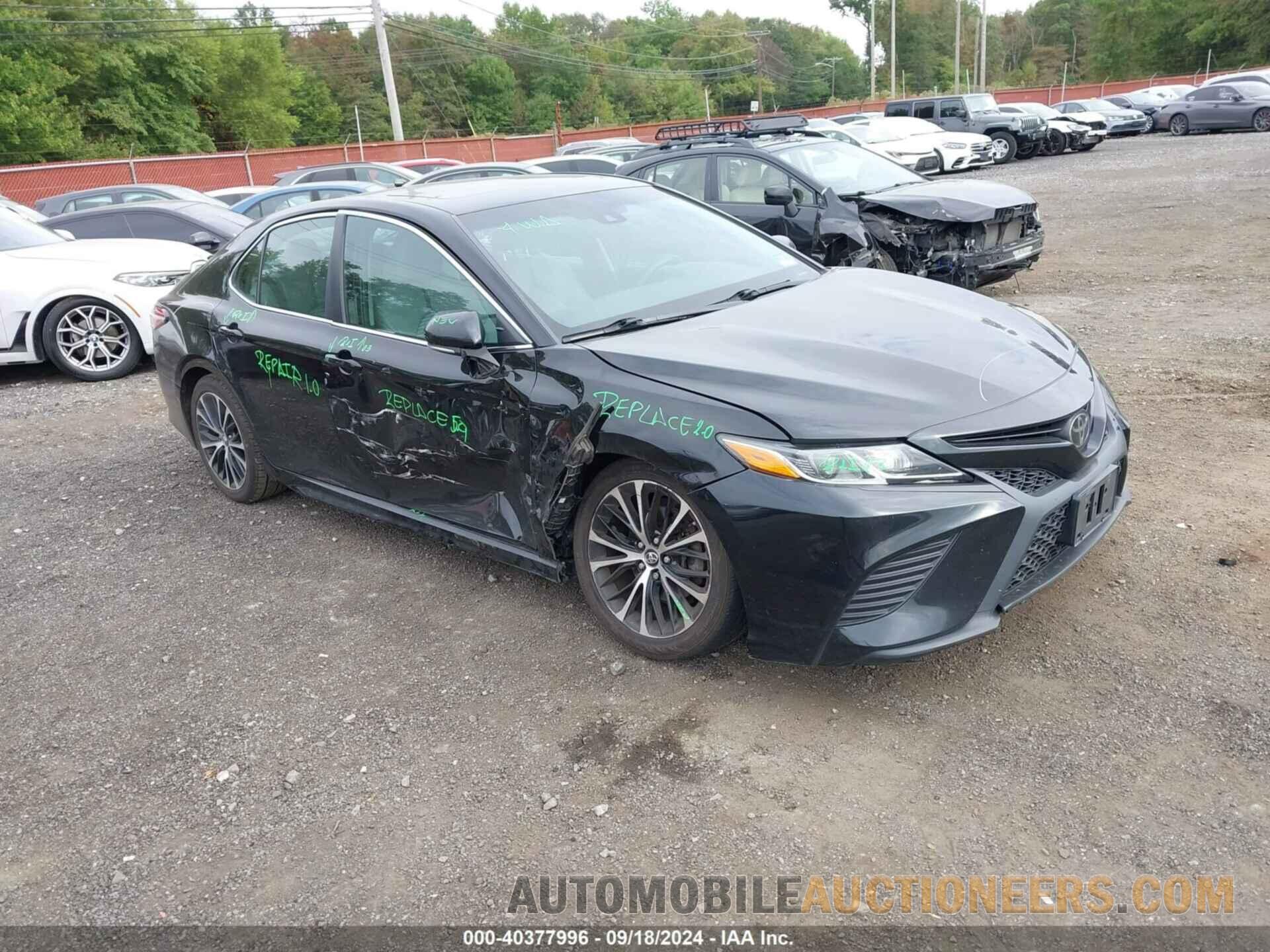 4T1B11HK7JU042429 TOYOTA CAMRY 2018