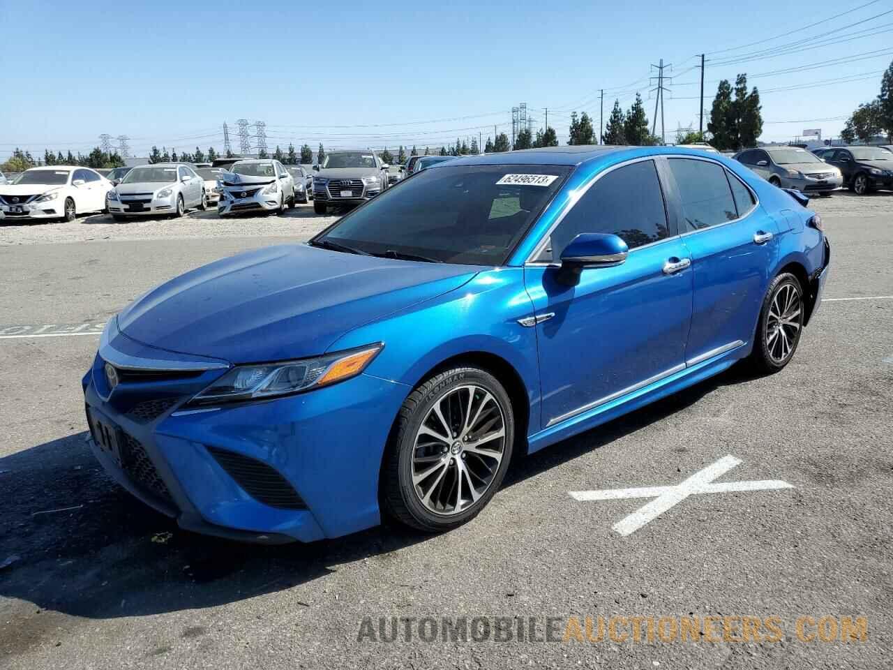 4T1B11HK7JU049901 TOYOTA CAMRY 2018