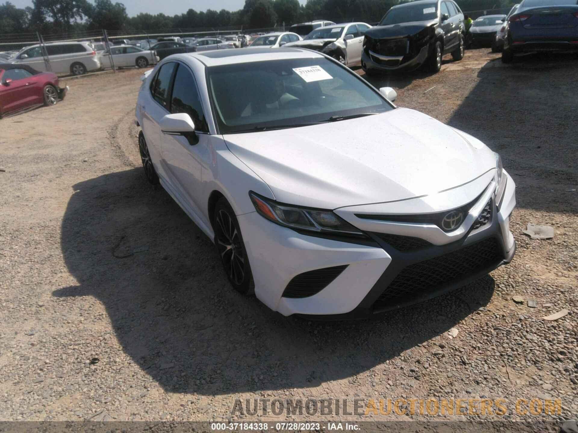 4T1B11HK7JU051759 TOYOTA CAMRY 2018