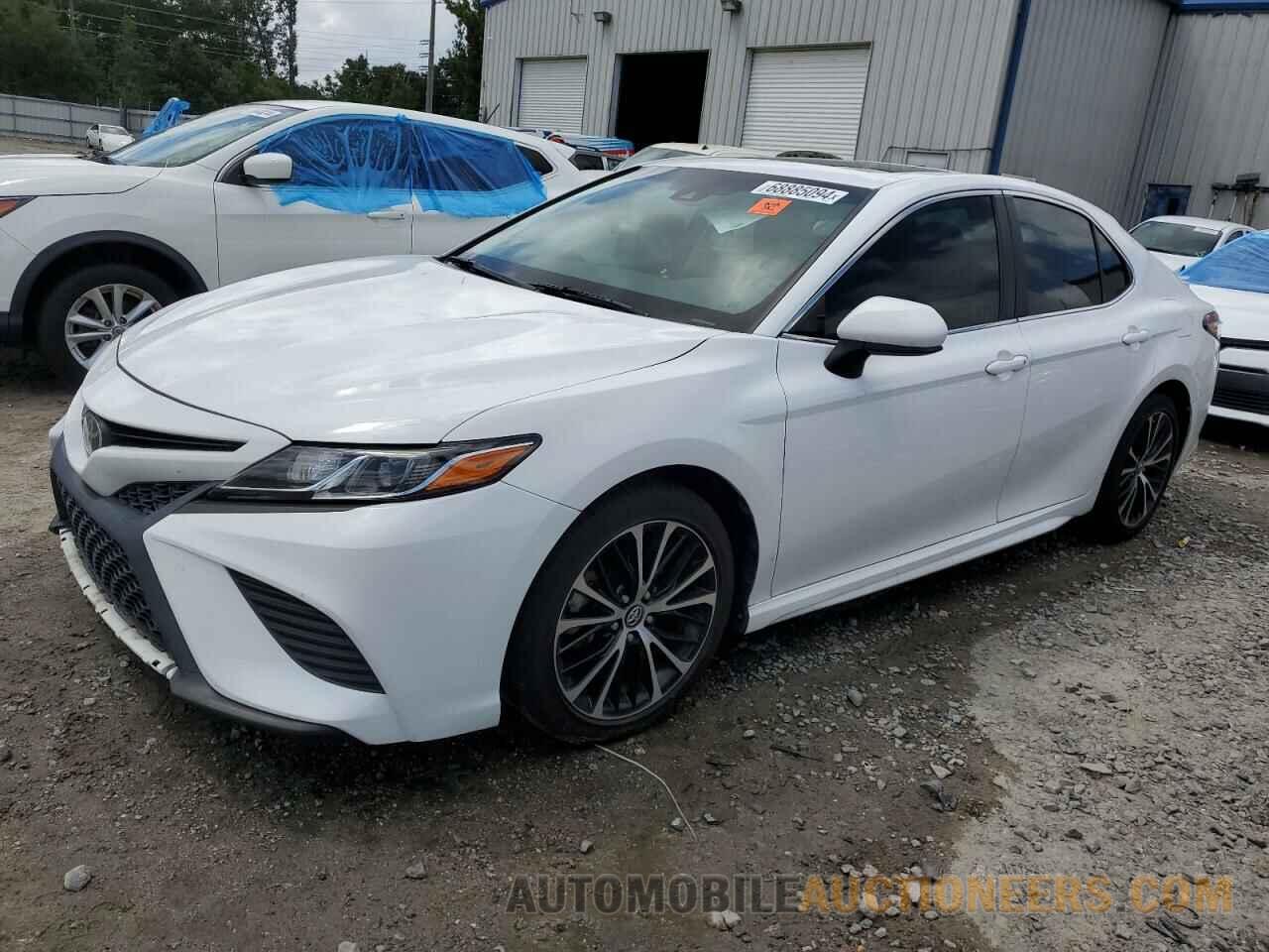 4T1B11HK7JU052457 TOYOTA CAMRY 2018