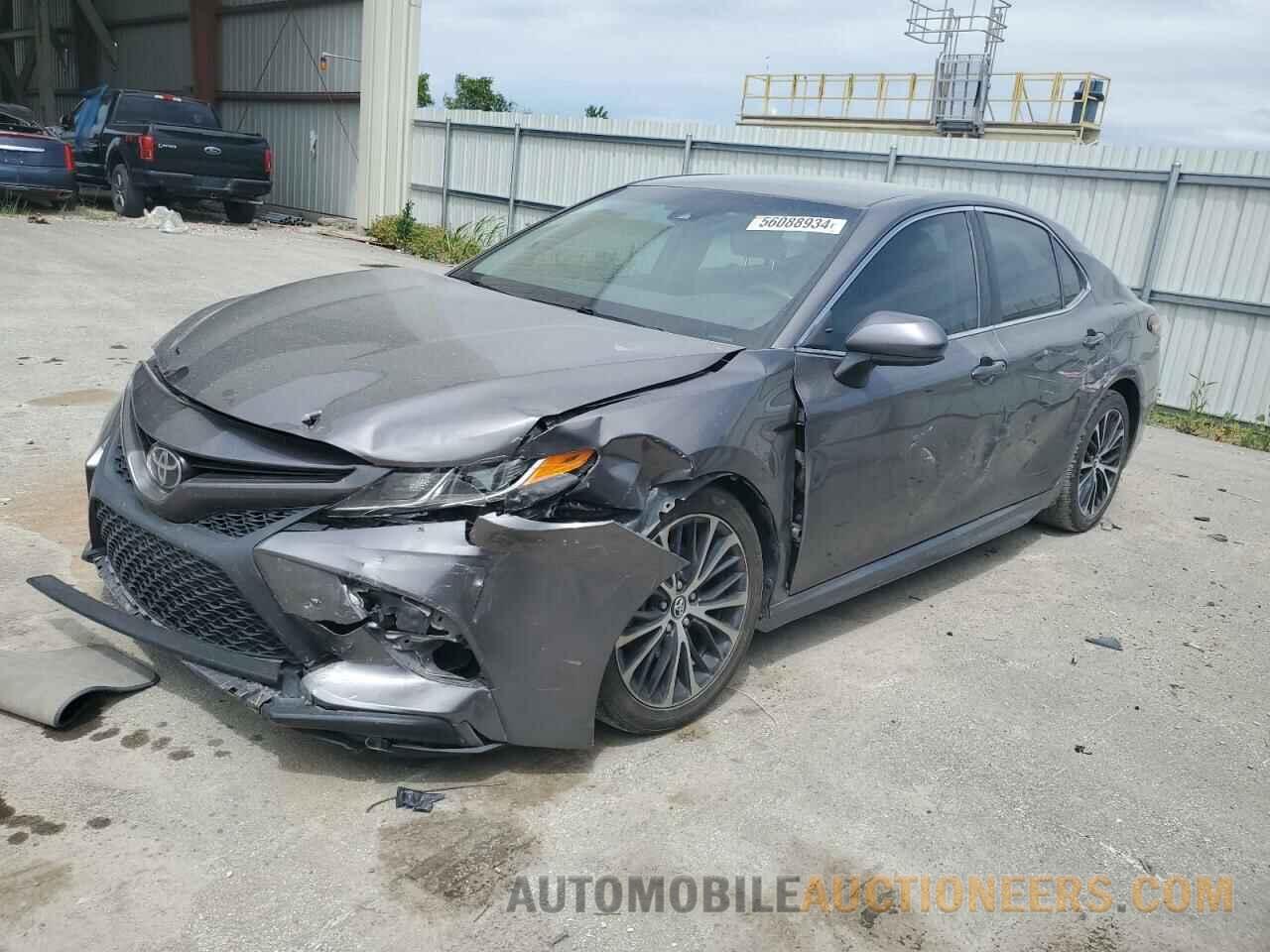 4T1B11HK7JU057514 TOYOTA CAMRY 2018