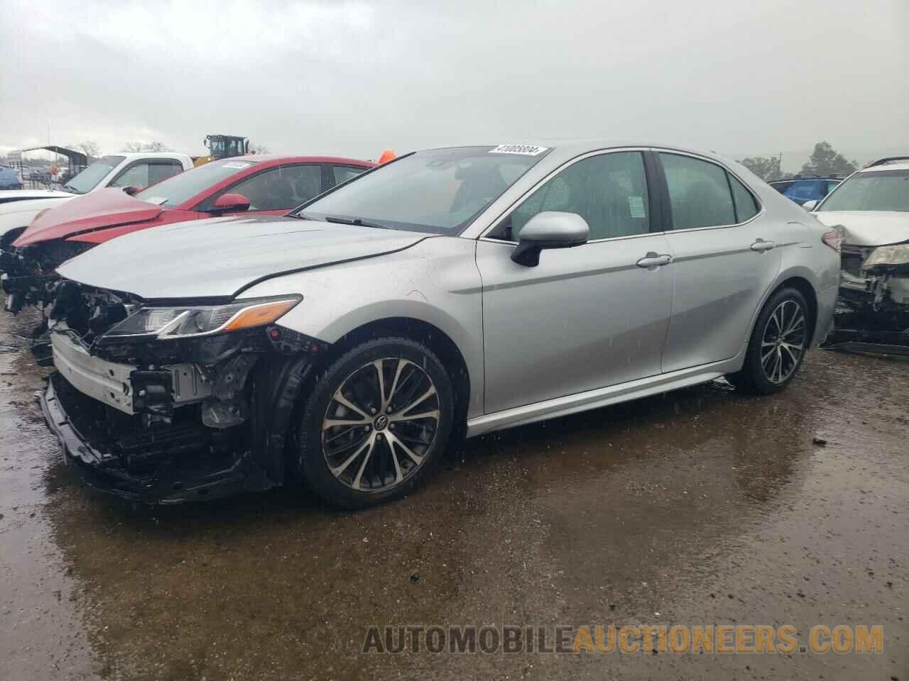 4T1B11HK7JU062681 TOYOTA CAMRY 2018