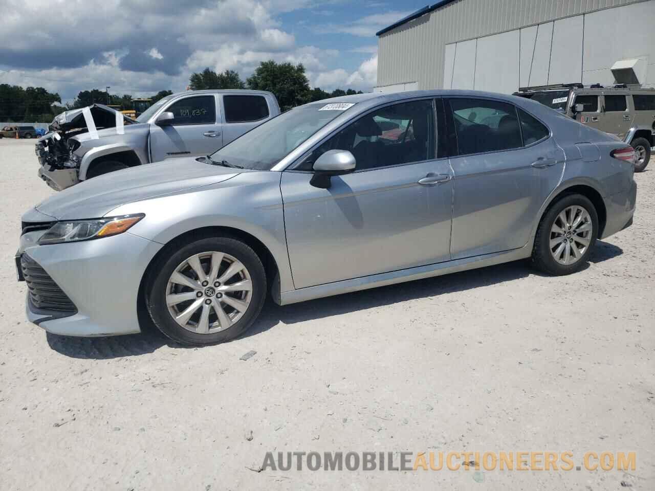 4T1B11HK7JU068481 TOYOTA CAMRY 2018