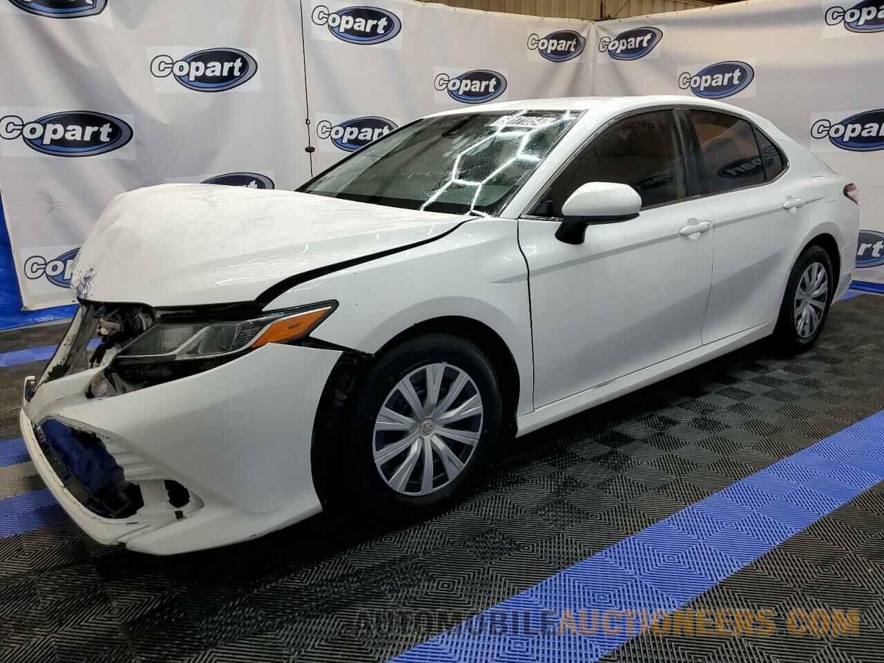 4T1B11HK7JU074099 TOYOTA CAMRY 2018