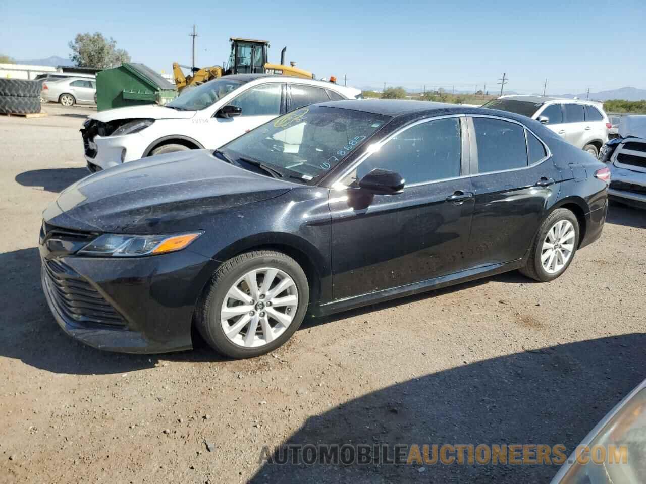 4T1B11HK7JU078685 TOYOTA CAMRY 2018