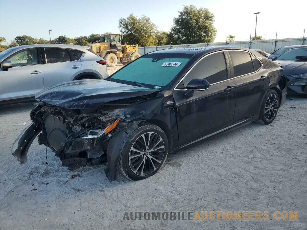 4T1B11HK7JU078704 TOYOTA CAMRY 2018