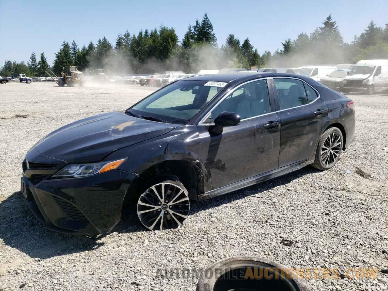 4T1B11HK7JU079304 TOYOTA CAMRY 2018