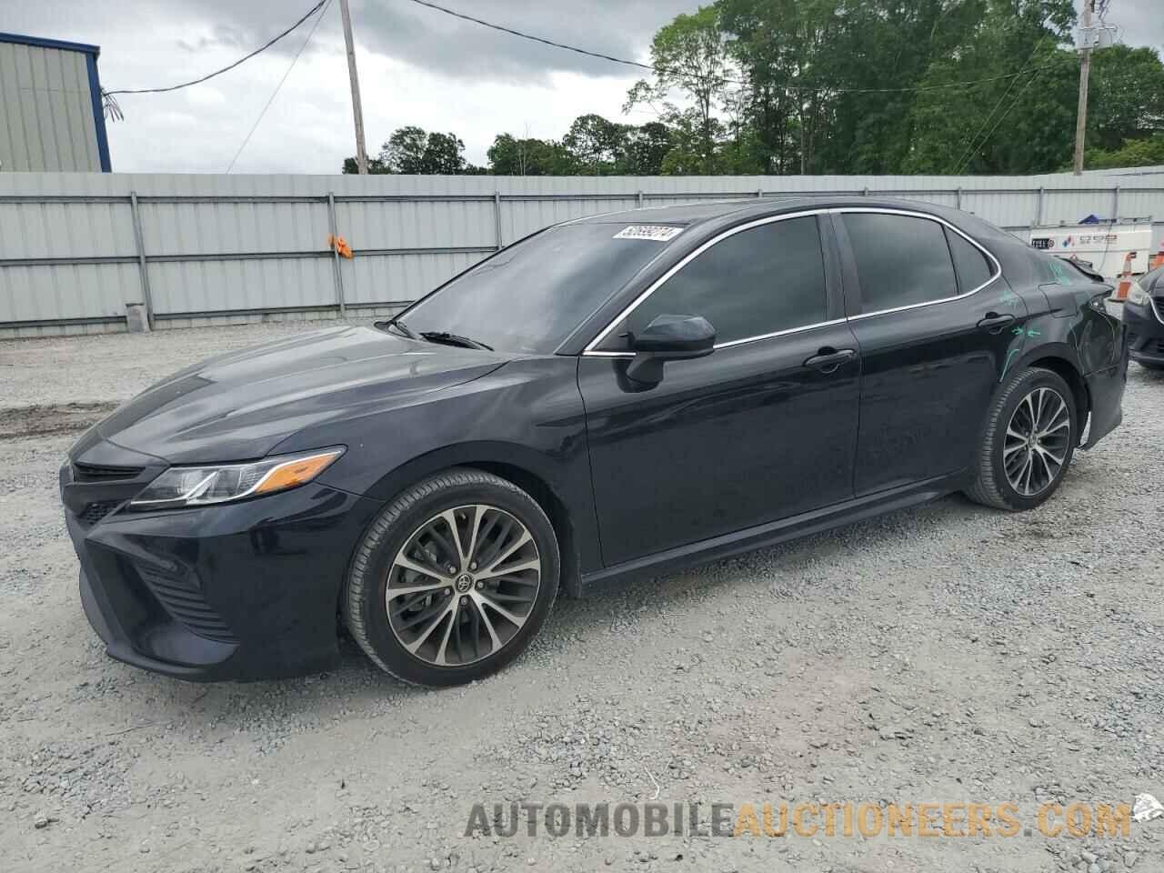 4T1B11HK7JU079917 TOYOTA CAMRY 2018