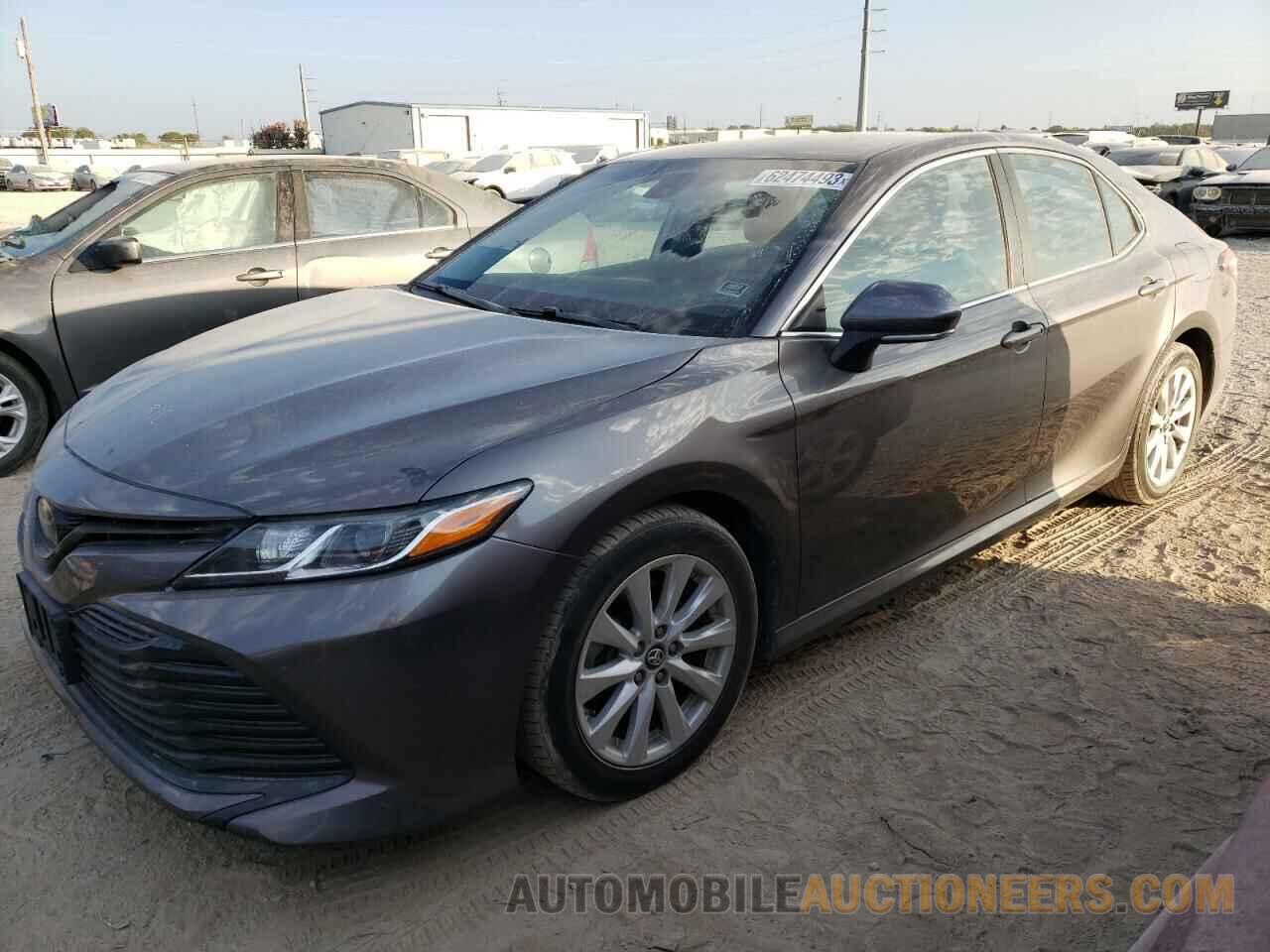 4T1B11HK7JU081022 TOYOTA CAMRY 2018