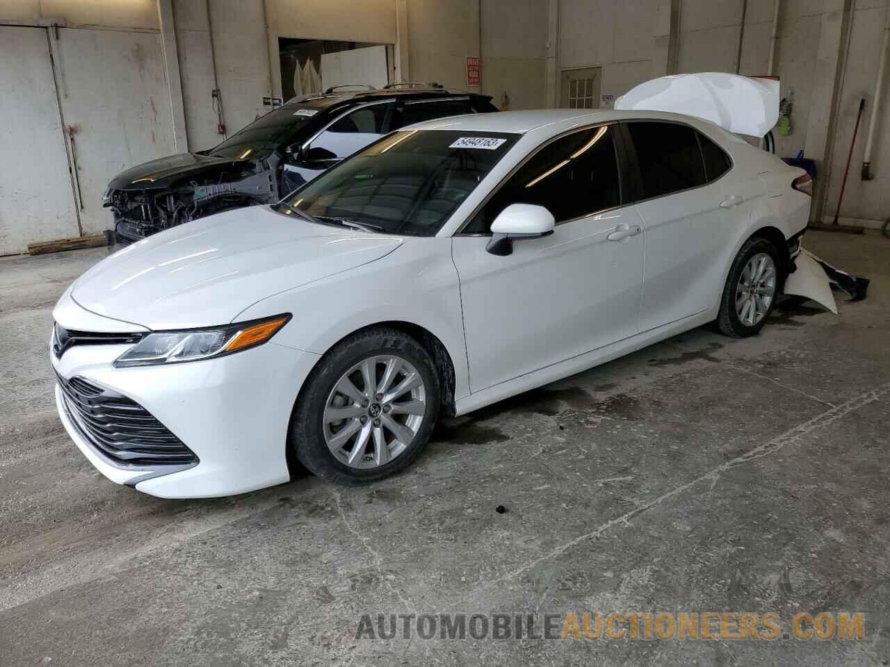 4T1B11HK7JU083336 TOYOTA CAMRY 2018