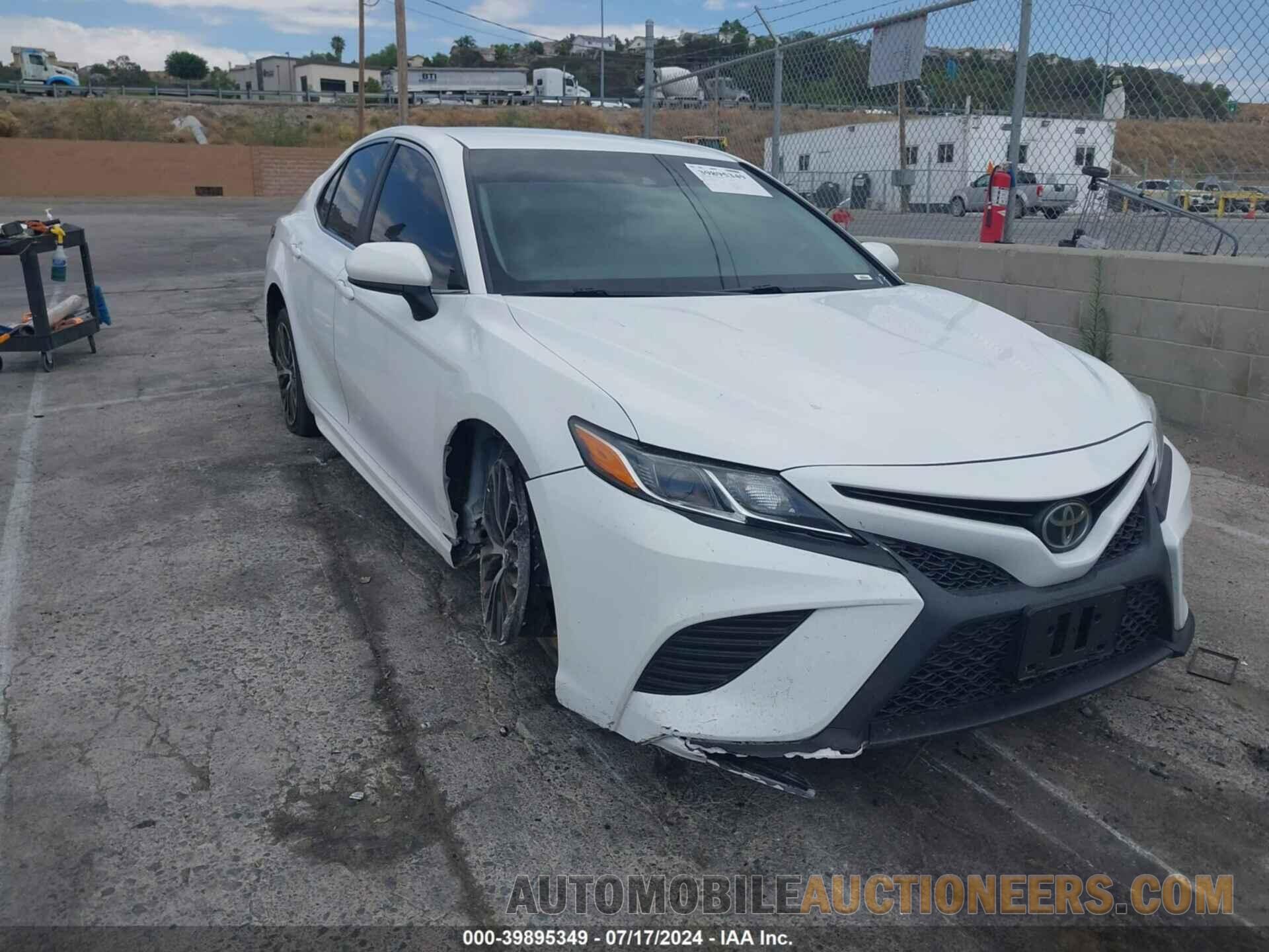 4T1B11HK7JU087046 TOYOTA CAMRY 2018